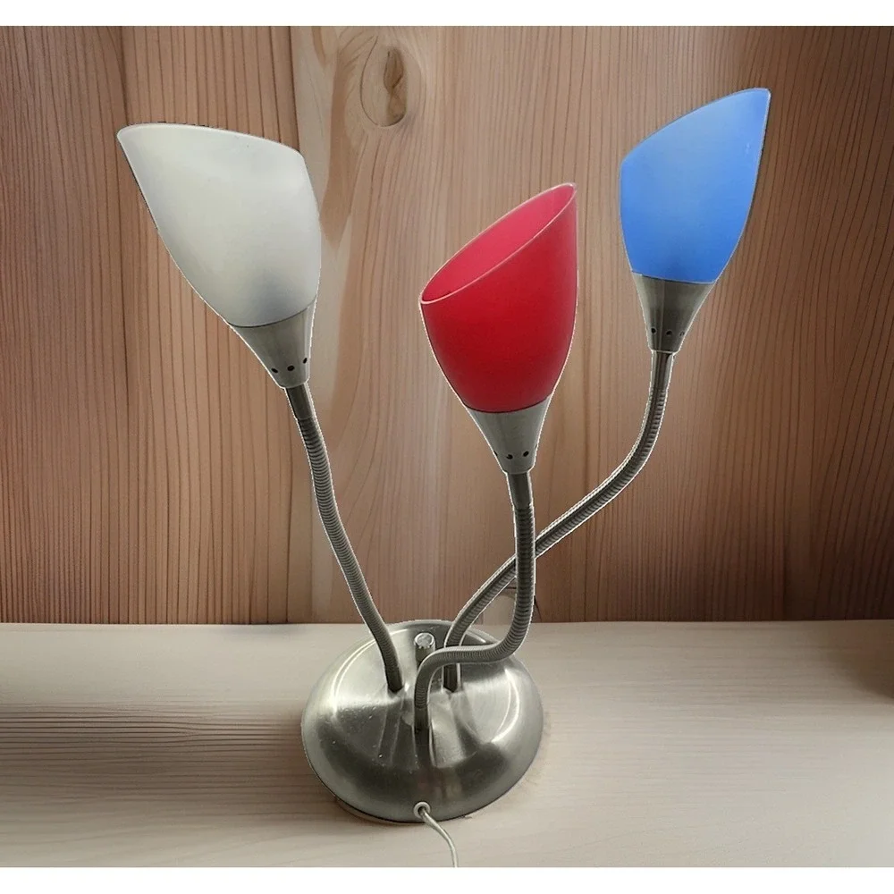 Modern Design Medusa Y2k Luminaire 3 Light Bendable Arms Table Lamp Heavy Base